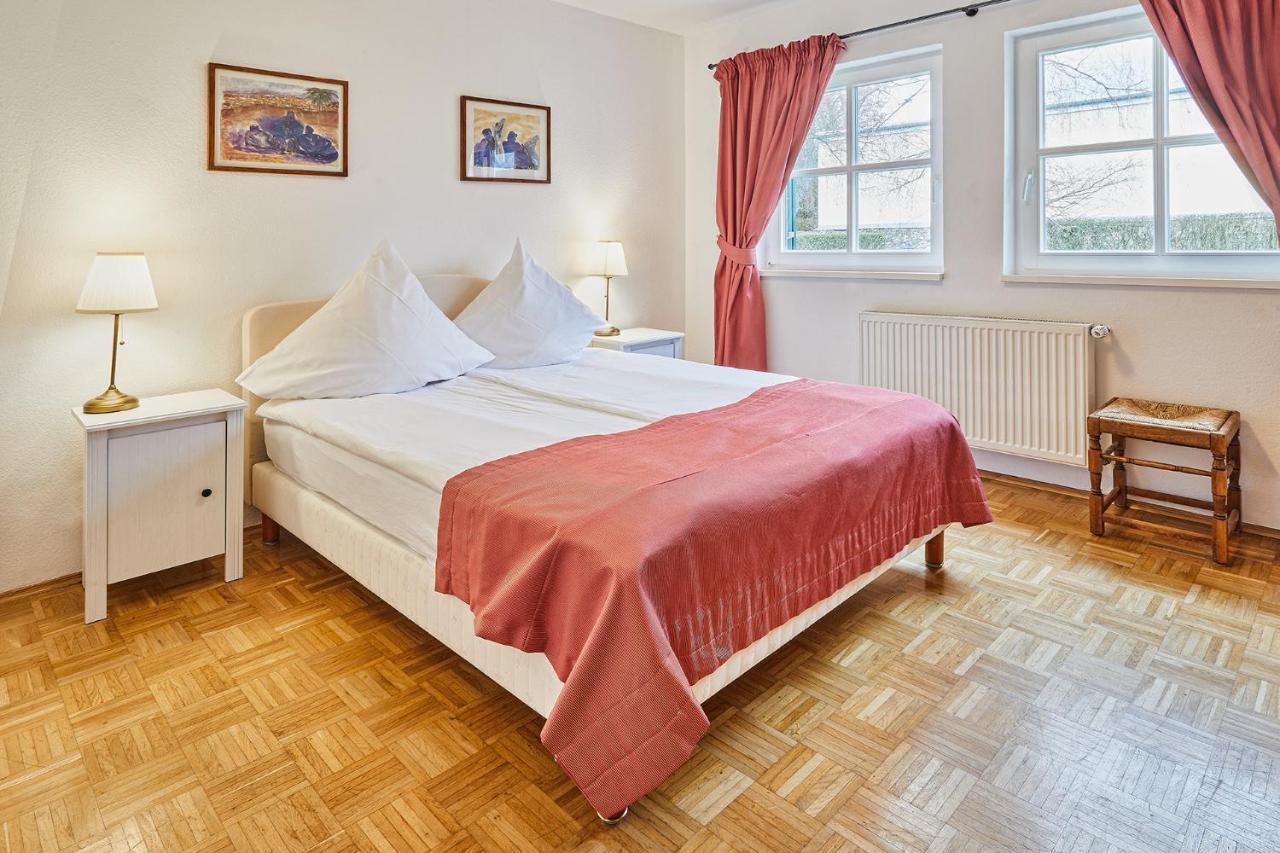 Gutshotel Baron Knyphausen Eltville am Rhein Exteriör bild