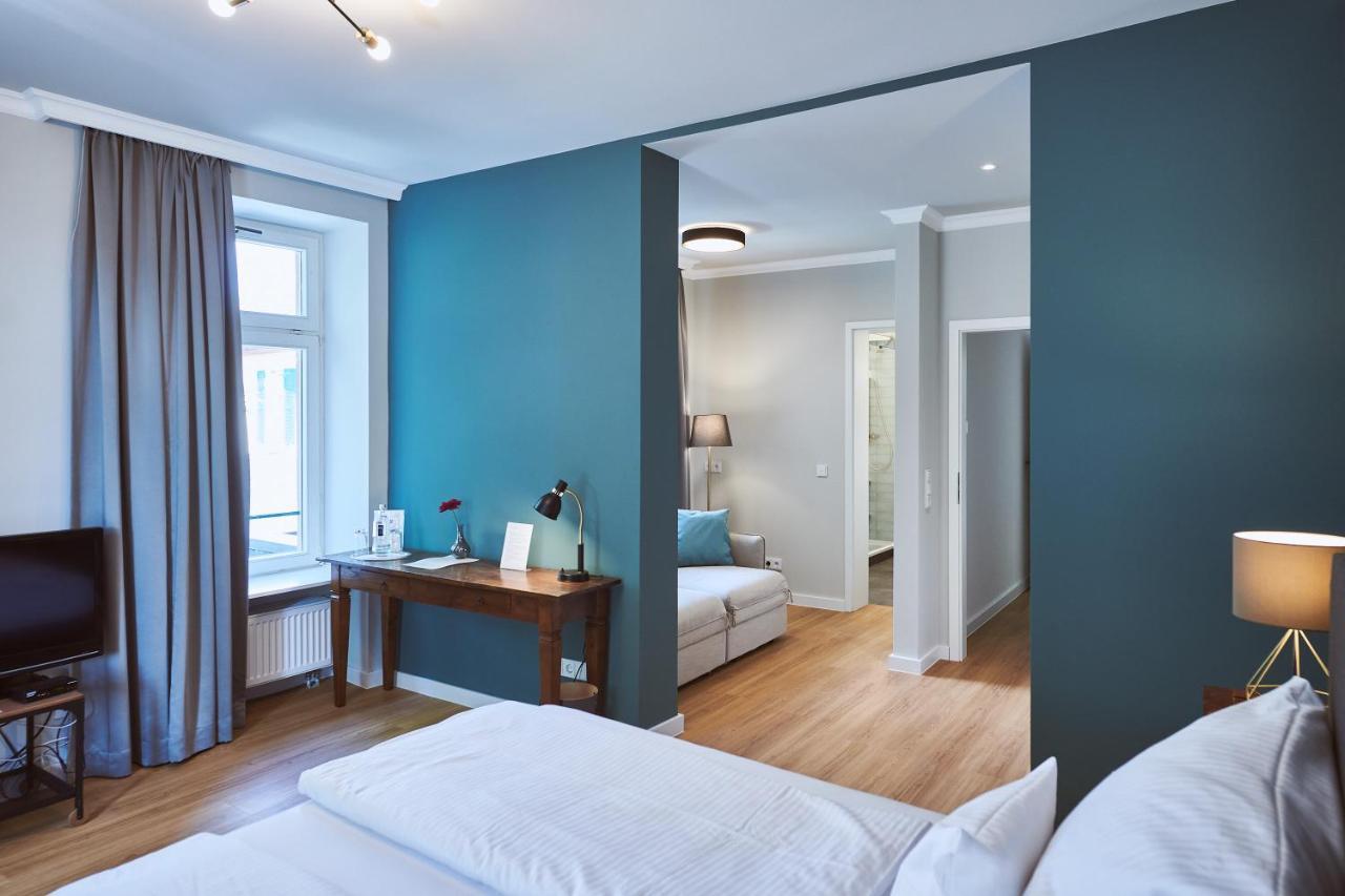 Gutshotel Baron Knyphausen Eltville am Rhein Exteriör bild