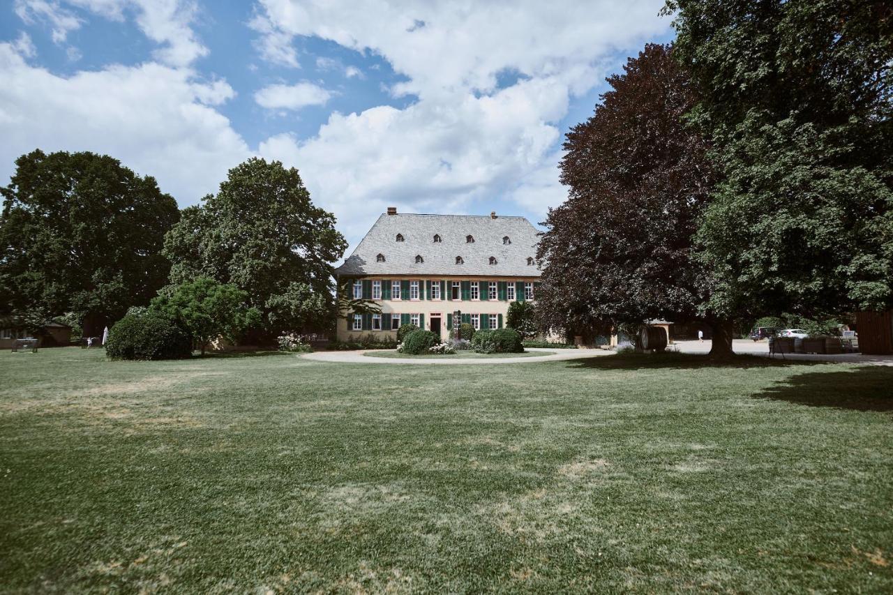 Gutshotel Baron Knyphausen Eltville am Rhein Exteriör bild