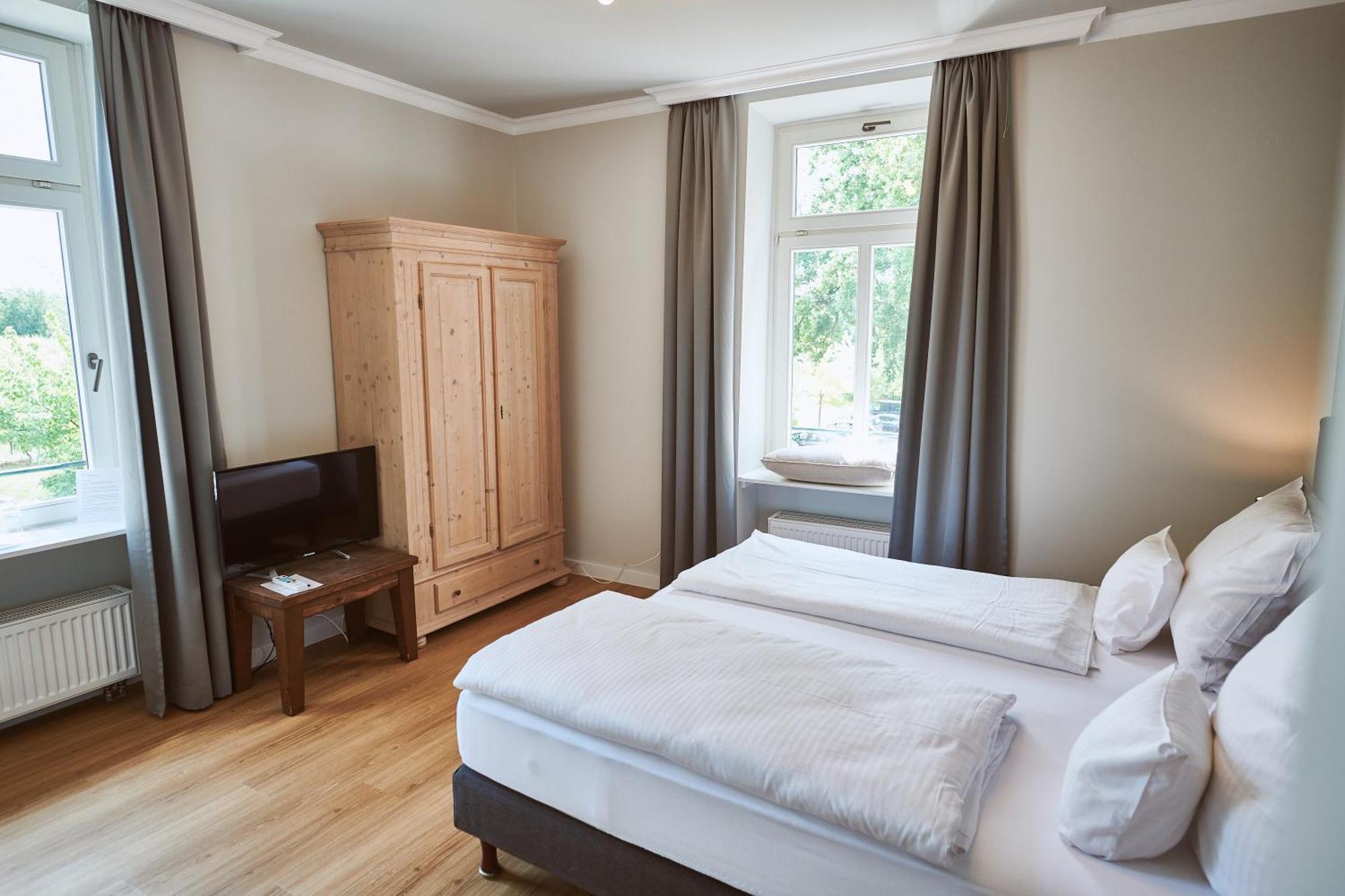 Gutshotel Baron Knyphausen Eltville am Rhein Exteriör bild